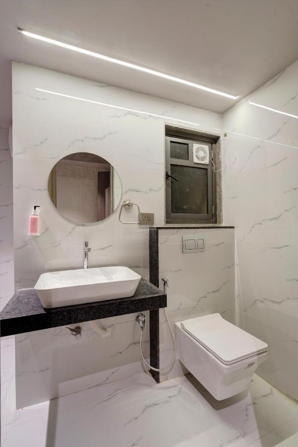 Hotel Sparsh Divine Ahmadabad Zewnętrze zdjęcie